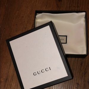 Gucci wallet box